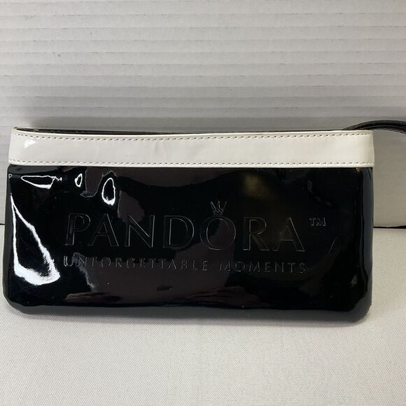 Pandora Handbags - PANDORA Embossed Patent Black & White Clutch Wallet Wristlet Cosmetic‎ Zip Purse